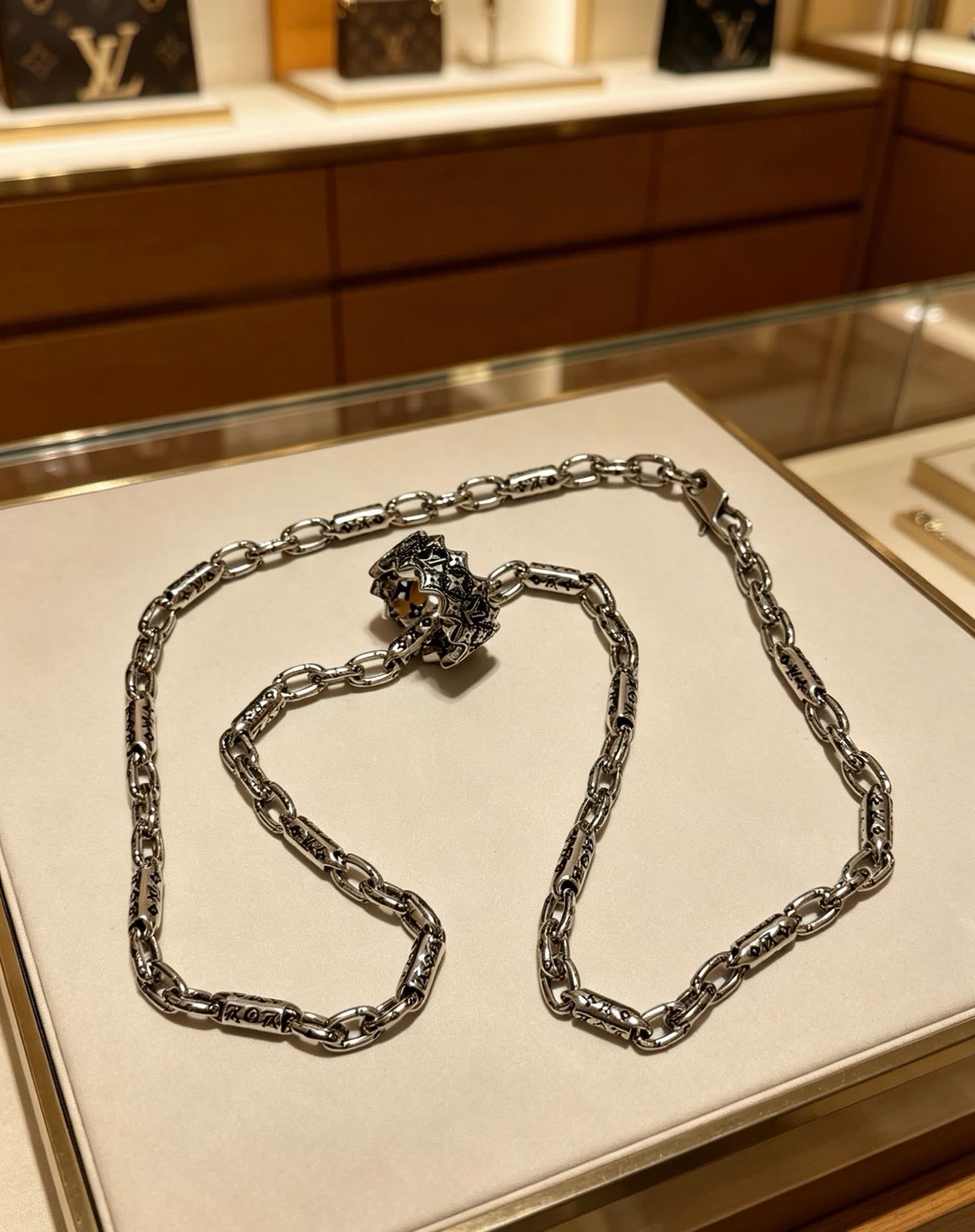Louis Vuitton Silver Chain Necklace with Flower Clasp
